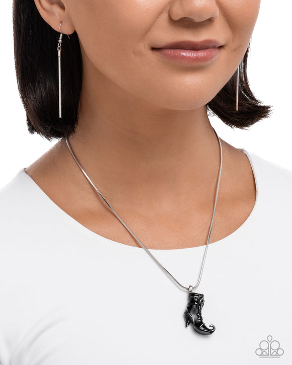 witchs-fitting-black