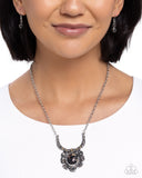 vintage-attention-black