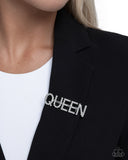 queen-behavior-white