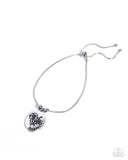 personalized-bouquet-august-silver