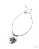 personalized-bouquet-july-silver
