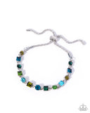 checking-for-chic-green