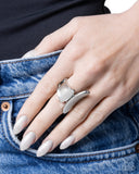 competitive-chic-silver