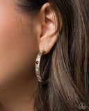 glistening-grandeur-brass