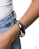 sleek-shanty-silver