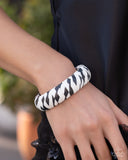 printed-pattern-black
