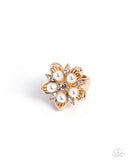 giving-glitz-gold