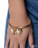 fashionable-family-gold