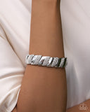 signature-shimmer-white