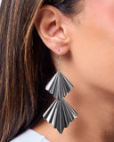 comfortably-crimped-silver