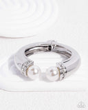 Breathtaking Balance • White