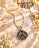 Ornate Ovation • Silver