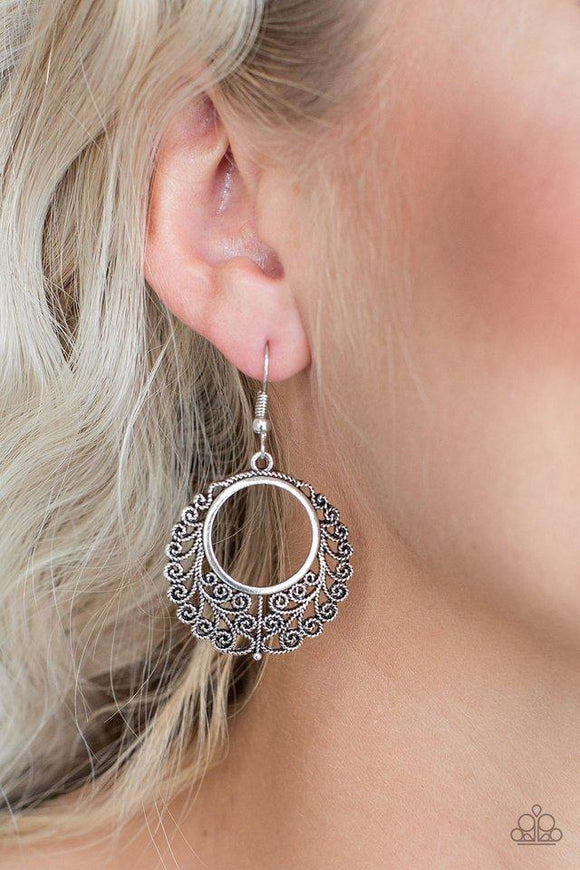 Grapevine Glamorous • Silver