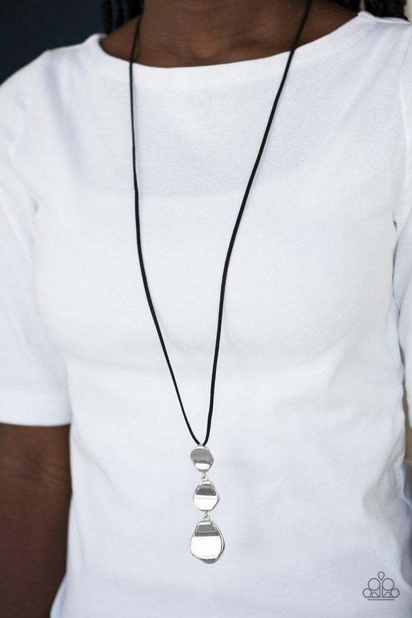 Embrace The Journey • Black