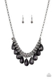 Fashionista Flair • Black