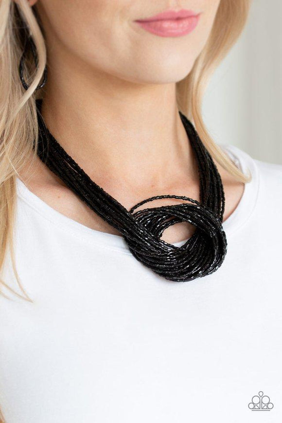 Knotted Knockout • Black