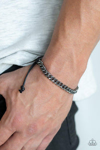 Hurrah • Gunmetal