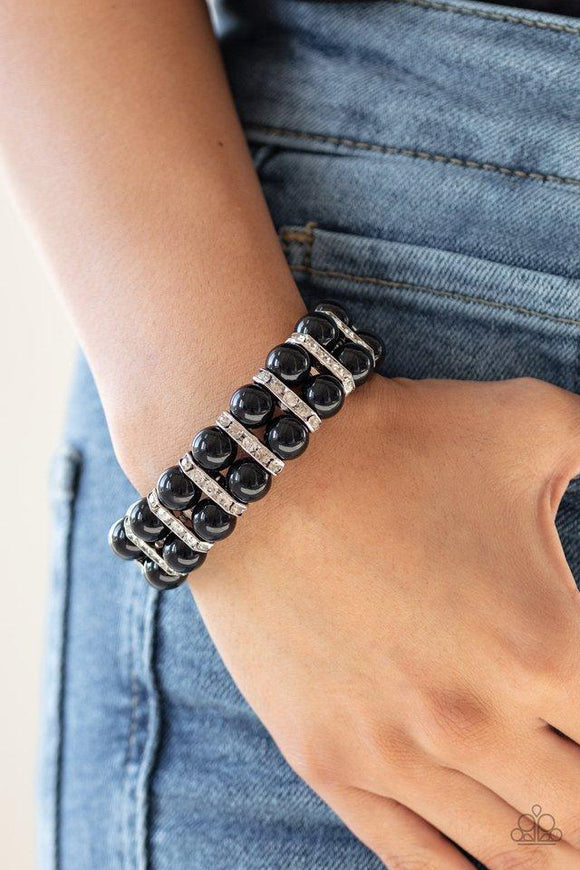 Glowing Glam • Black