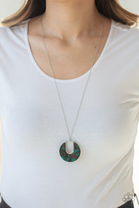 Setting The Fashion • Green