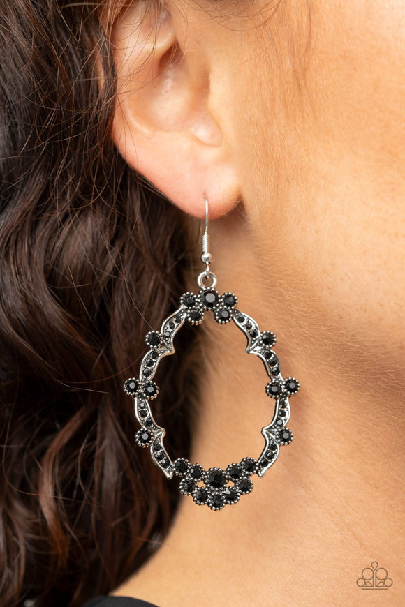 Sparkly Status • Black