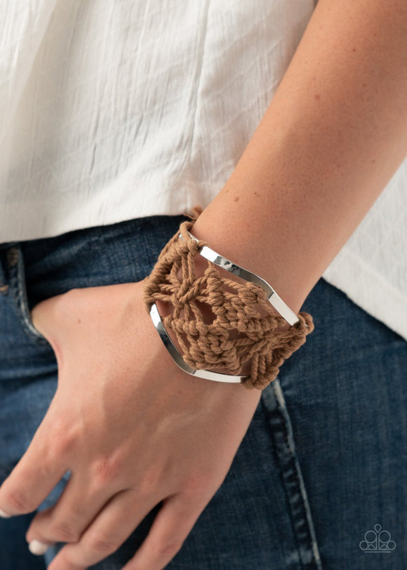 Macrame Mode • Brown