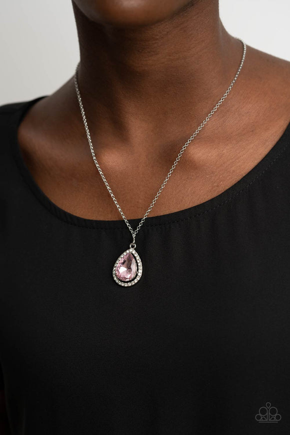 Duchess Decorum • Pink