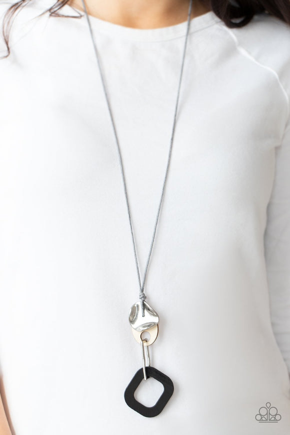 Top Of The WOOD Chain • Black