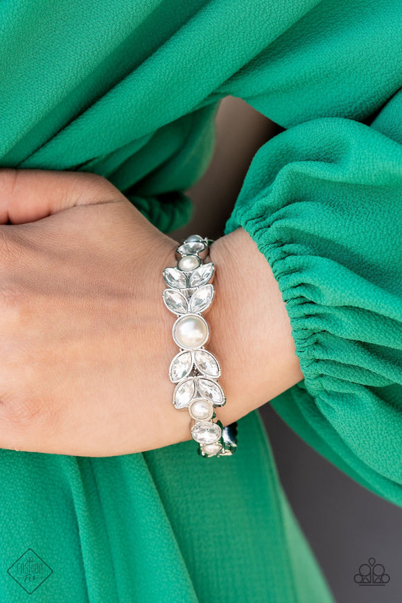 Regal Reminiscence • White