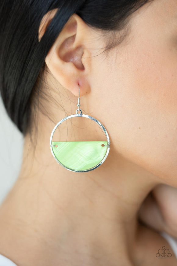 Seashore Vibes • Green