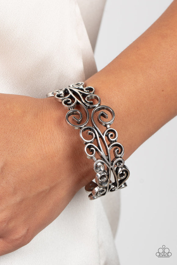 dressed-to-frill-silver