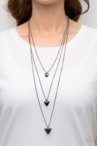 follow-the-luster-black
