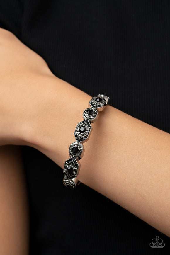 eye-opening-opulence-black