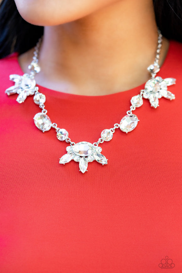 glow-trotting-twinkle-white