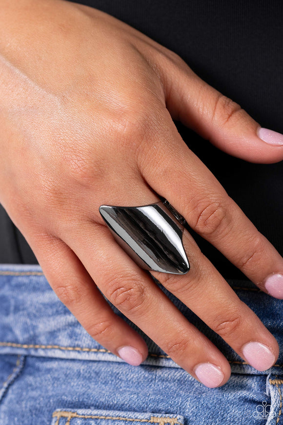 pointed-palm-desert-gunmetal