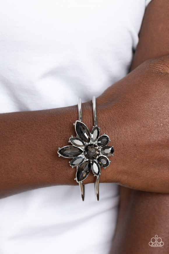 chic-corsage-silver