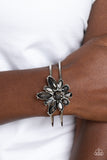 chic-corsage-silver