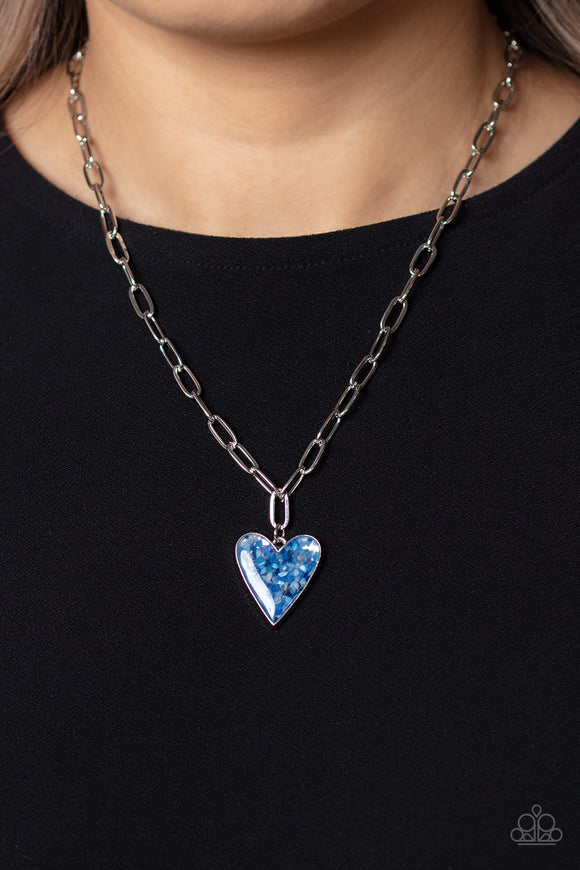 kiss-and-shell-blue