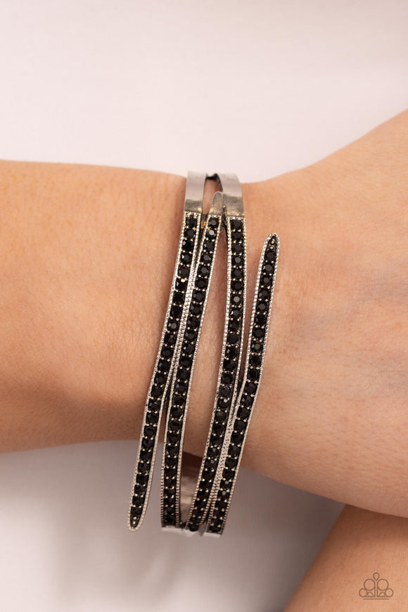 curved-lines-black