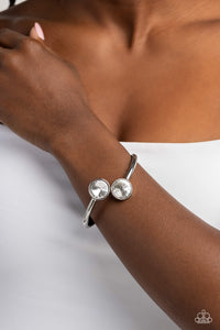 daily-dazzle-white