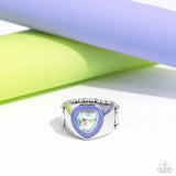 fond-regard-blue