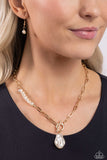 courting-cosmopolitan-gold
